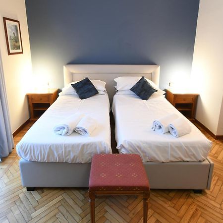 Hotel Cavour Рапалло Екстер'єр фото