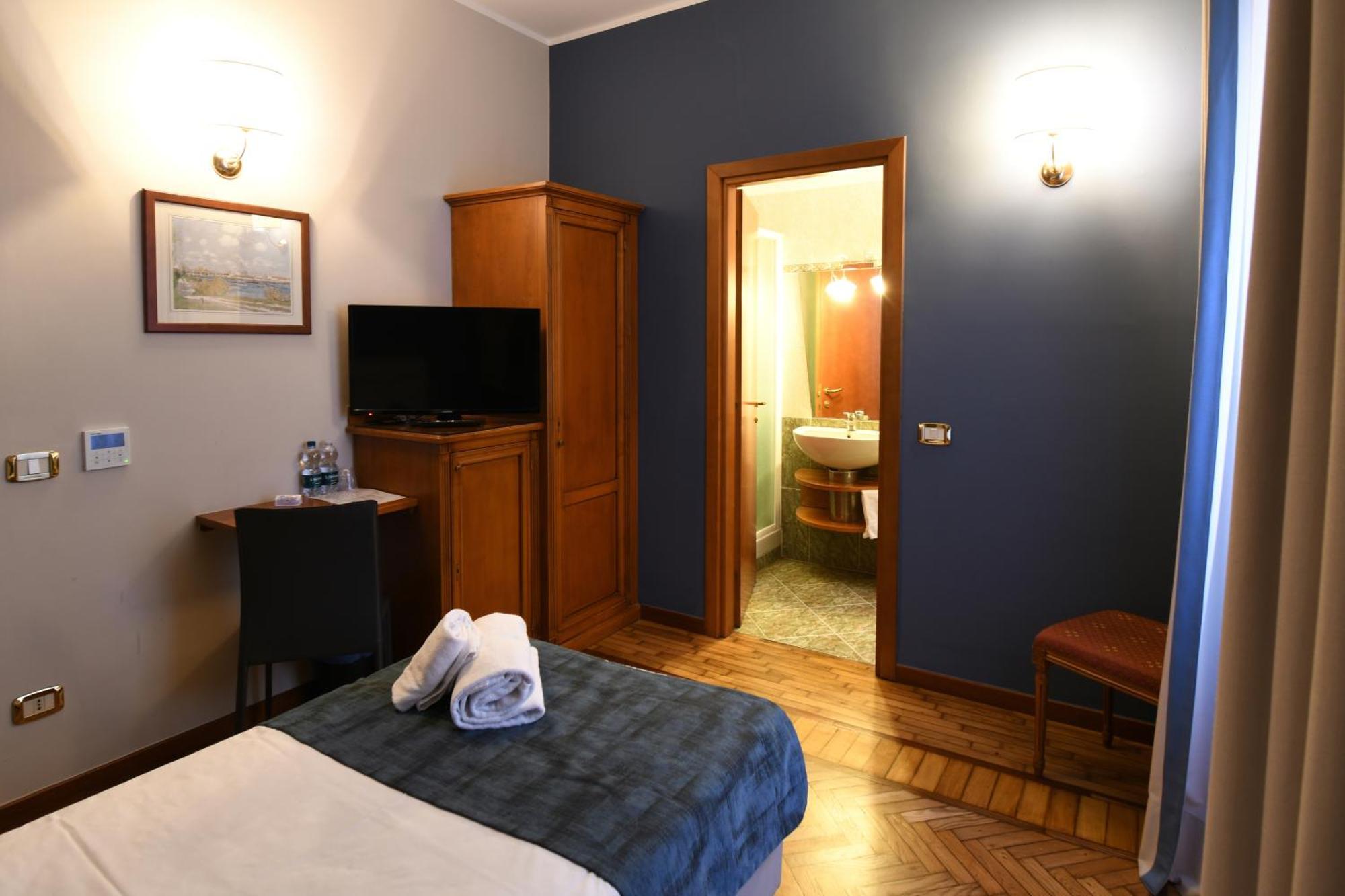 Hotel Cavour Рапалло Екстер'єр фото