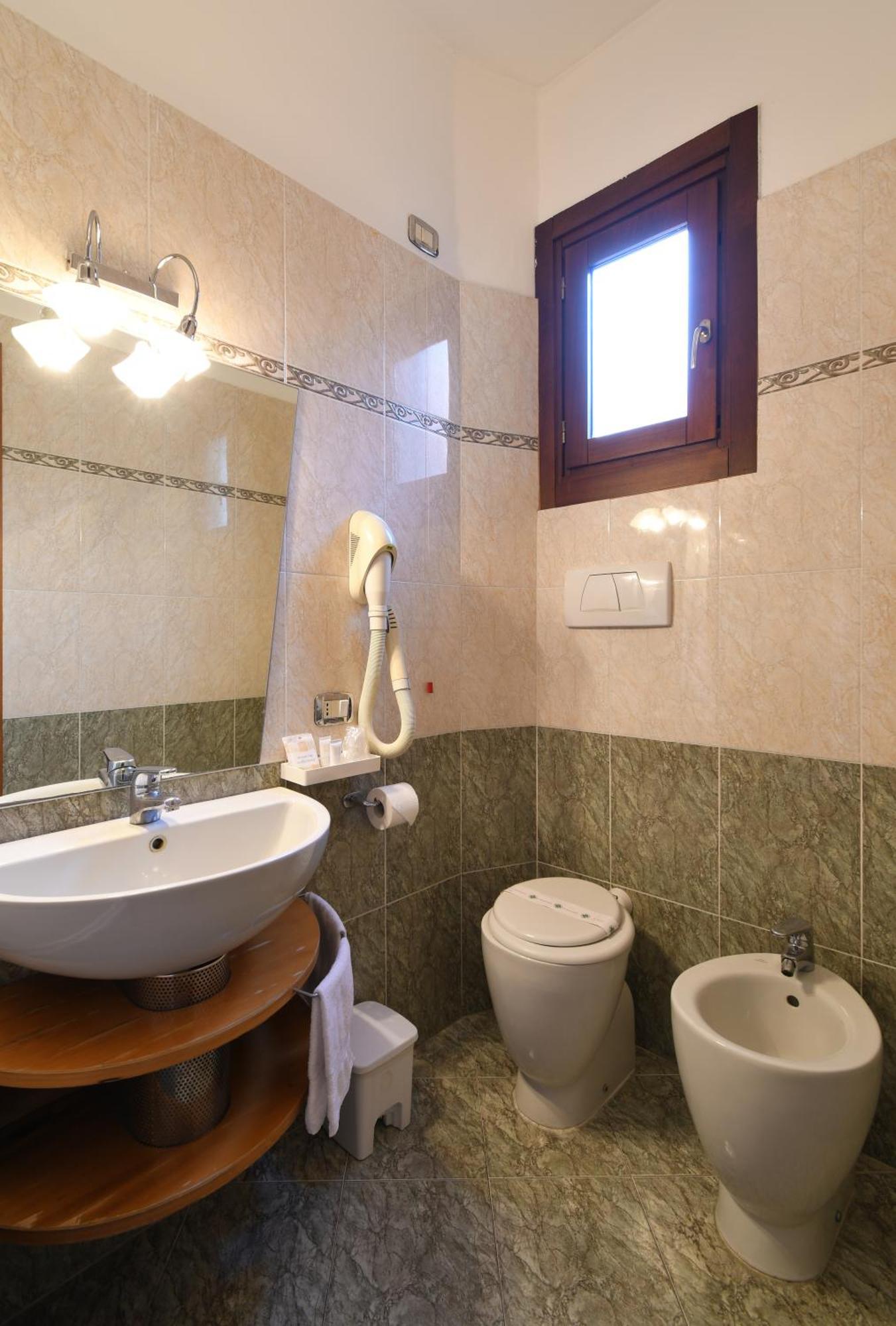 Hotel Cavour Рапалло Екстер'єр фото