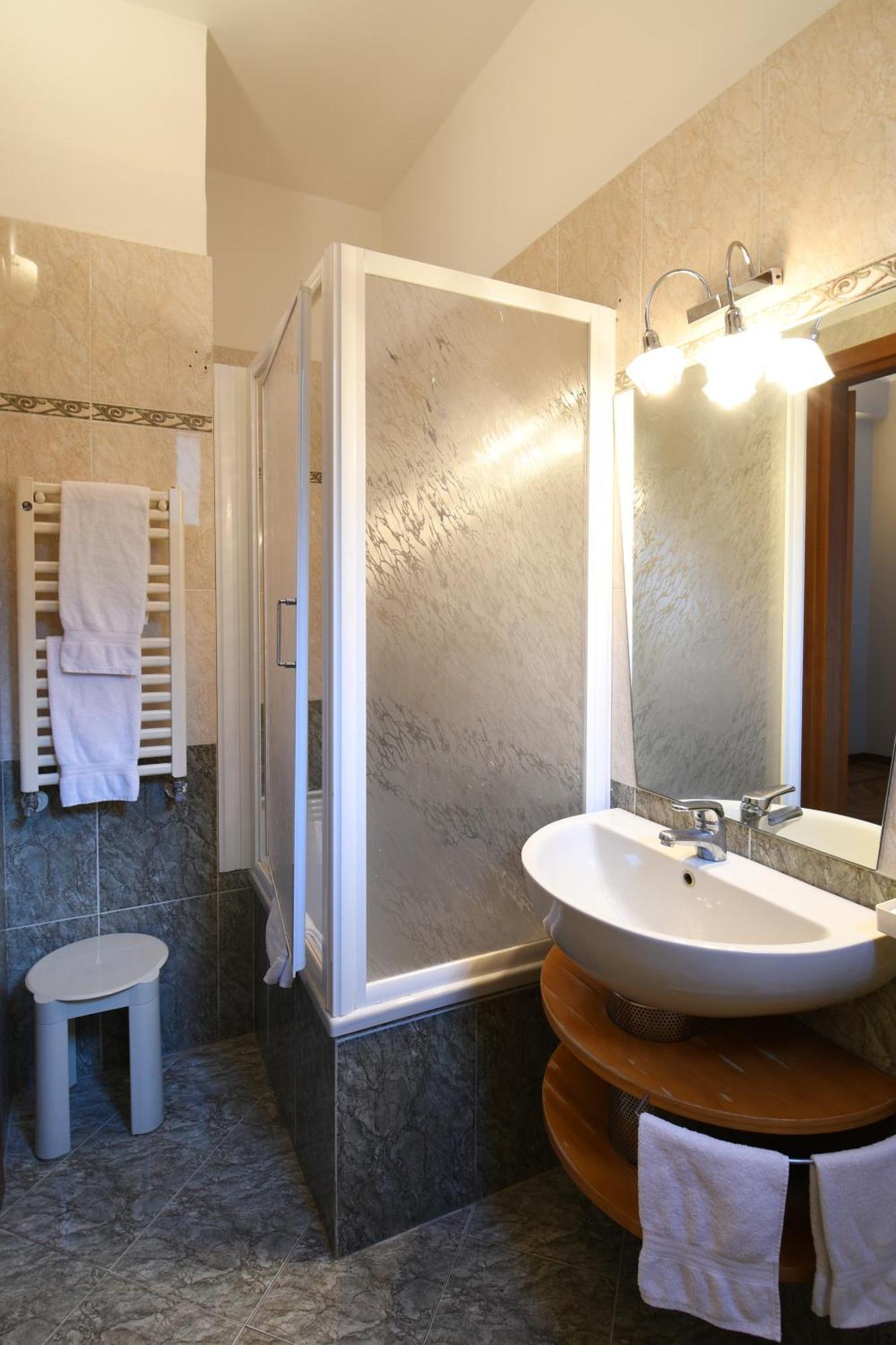 Hotel Cavour Рапалло Екстер'єр фото