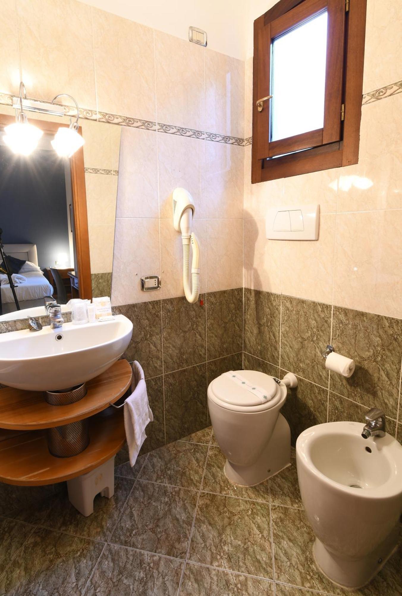 Hotel Cavour Рапалло Екстер'єр фото
