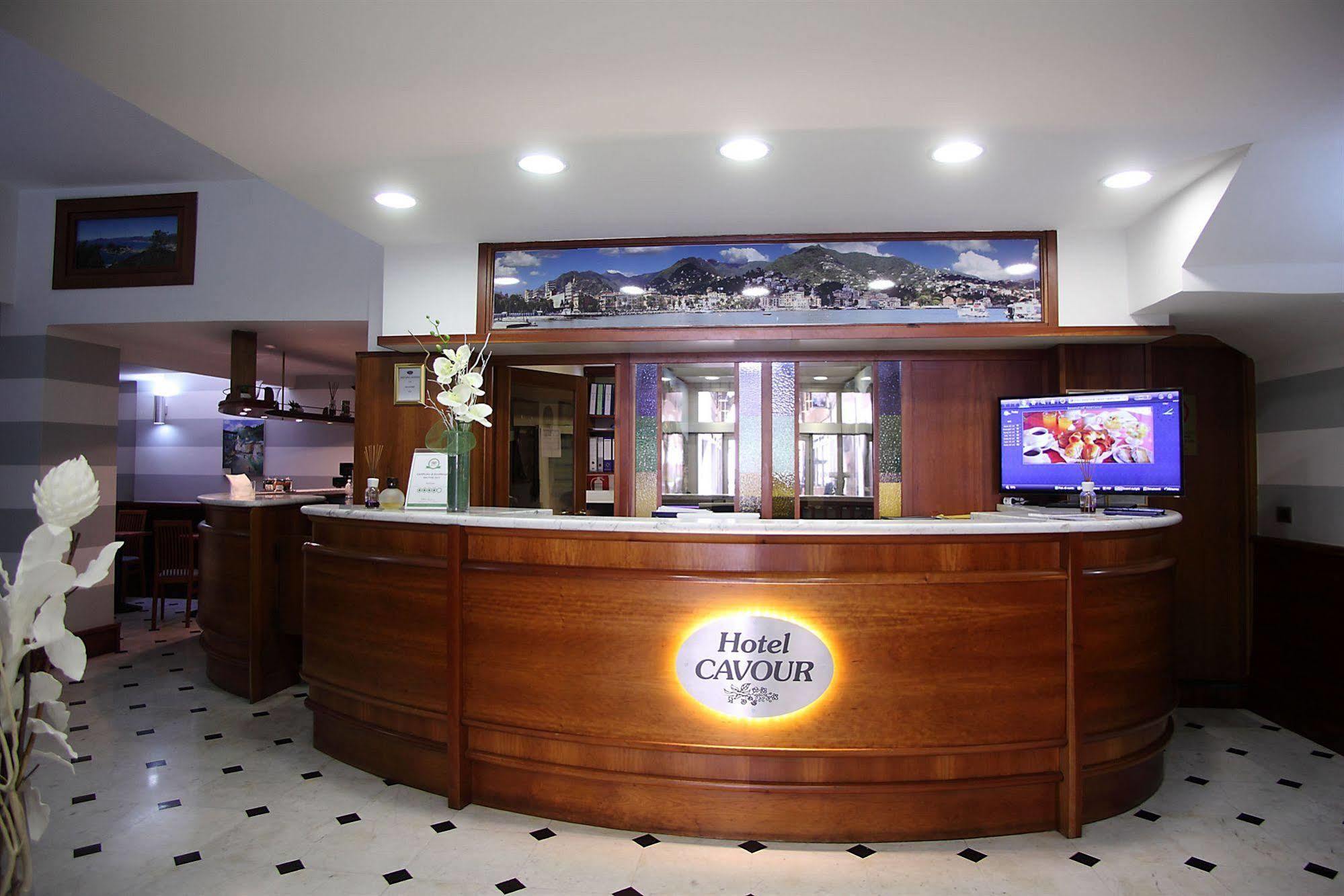 Hotel Cavour Рапалло Екстер'єр фото